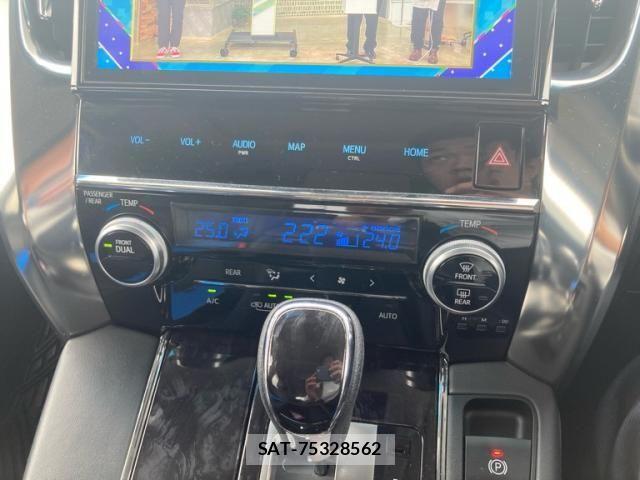 Toyota ALPHARD 2019-02 8353825-19