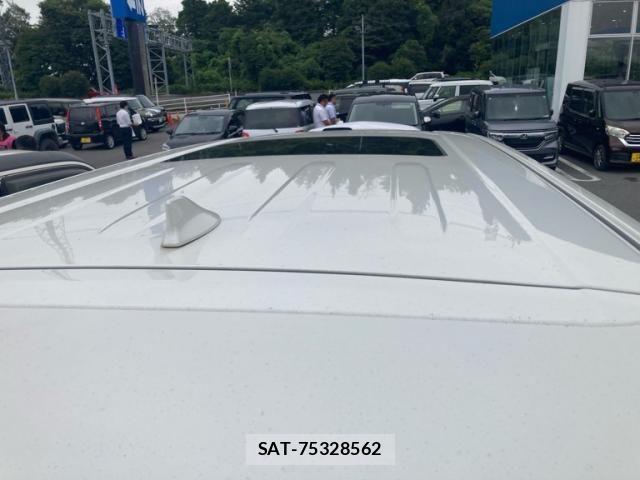 Toyota ALPHARD 2019-02 8353825-7
