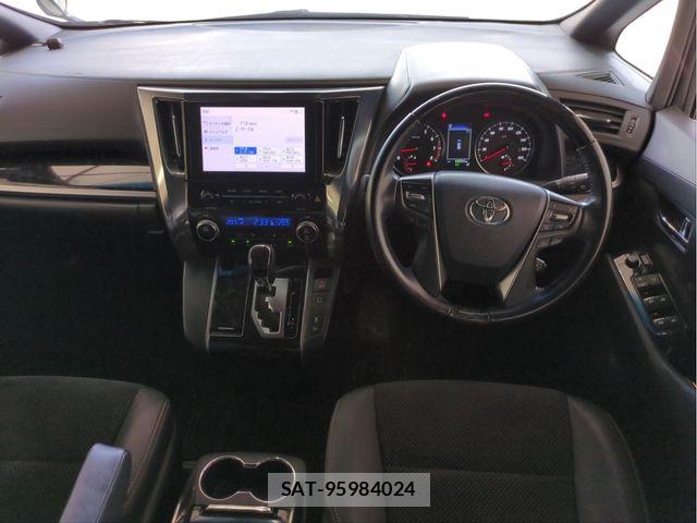 Toyota ALPHARD 2021-04 8353832-7