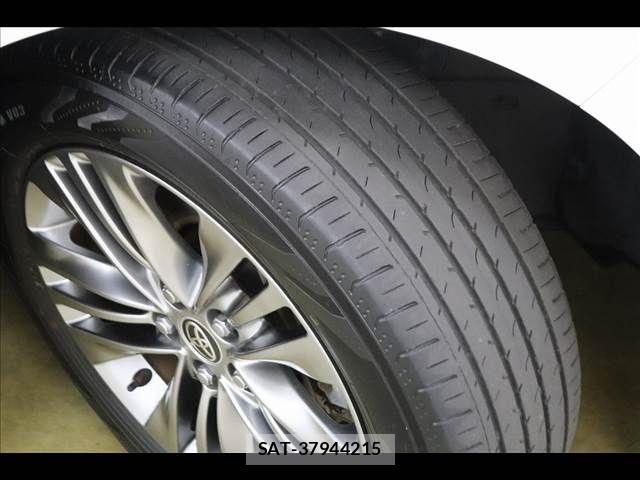 Toyota ALPHARD 2024-06 8353818-24
