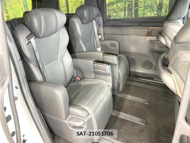 Toyota ALPHARD 2025-06 8353816-9