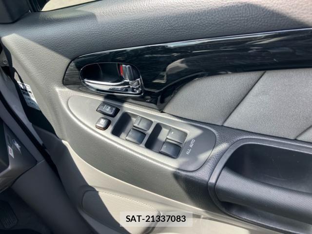 Toyota ALPHARD 2006-07 8353837-8