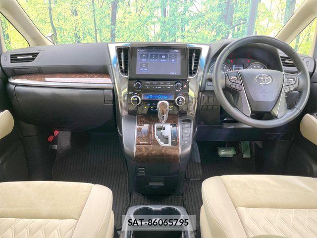 Toyota ALPHARD 2021-09 8353831-1