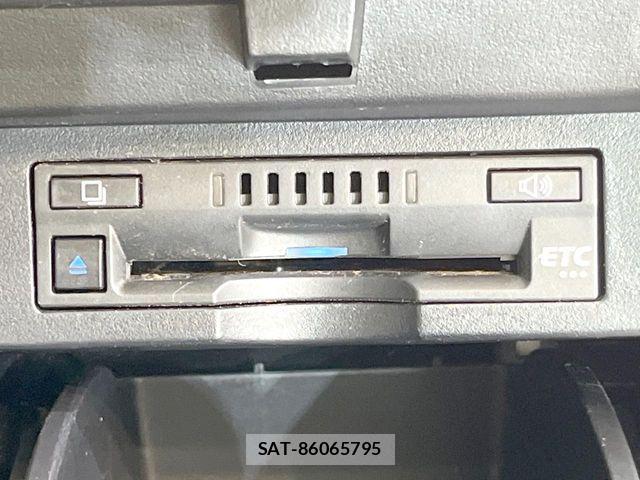 Toyota ALPHARD 2021-09 8353831-5