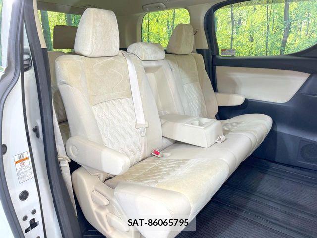 Toyota ALPHARD 2021-09 8353831-8