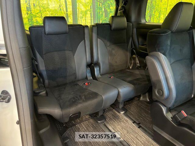 Toyota ALPHARD 2022-07 8353822-9