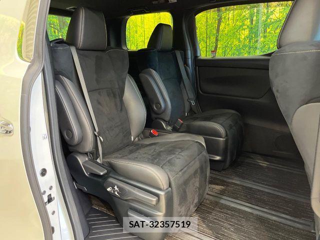 Toyota ALPHARD 2022-07 8353822-8
