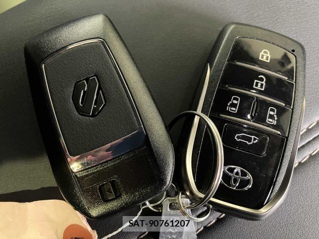 Toyota ALPHARD 2023-11 8353749-15