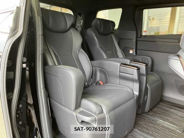 Toyota ALPHARD 2023-11 8353749-18