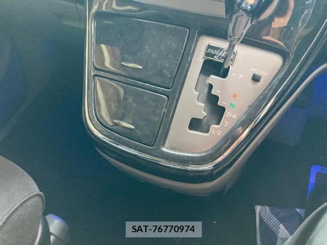 Toyota ALPHARD 2005-08 8353838-15