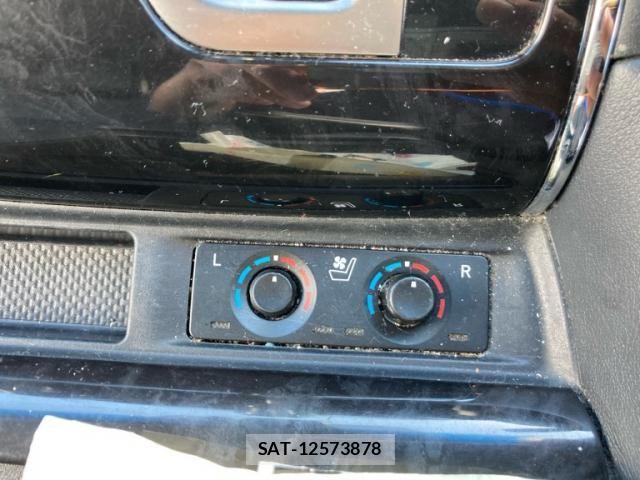 Toyota ALPHARD 2021-08 8353824-28