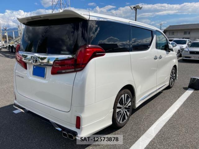 Toyota ALPHARD 2021-08 8353824-2