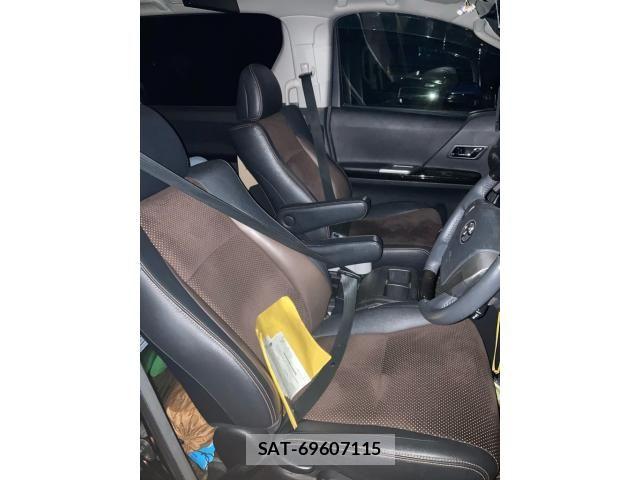 Toyota ALPHARD 2014-10 8364529-16