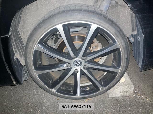 Toyota ALPHARD 2014-10 8364529-4