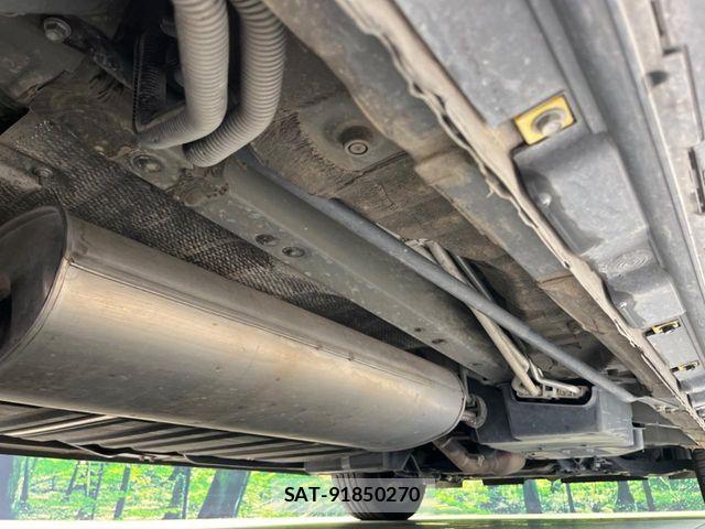 Toyota ALPHARD 2023-04 8364497-19