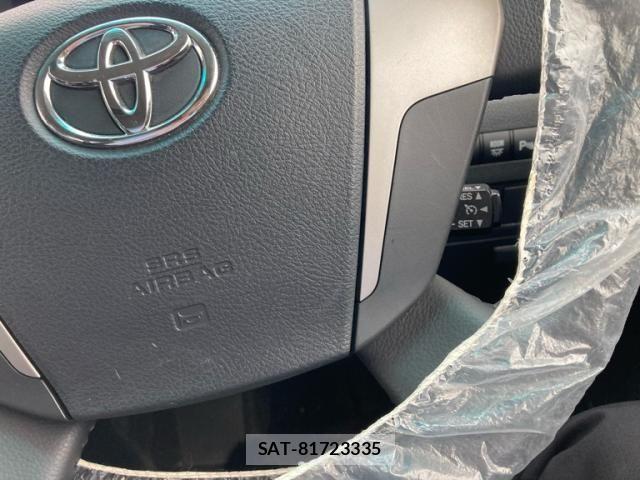 Toyota ALPHARD 2013-08 8364527-15