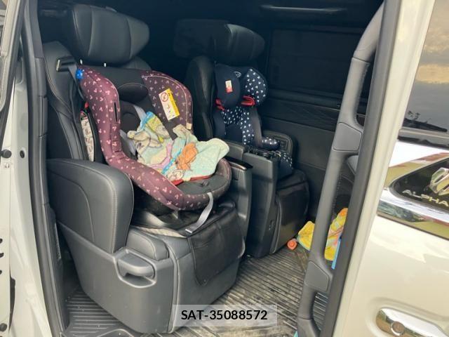 Toyota ALPHARD 2025-12 8364483-12
