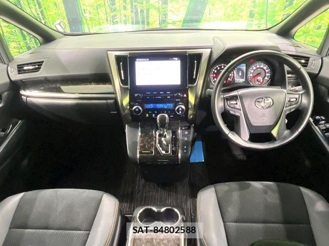 Toyota ALPHARD 2021-08 8364503-1