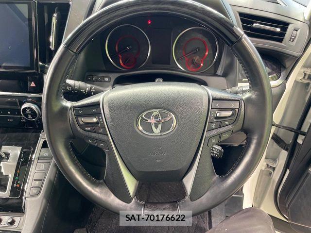 Toyota ALPHARD 2019-11 8364500-11