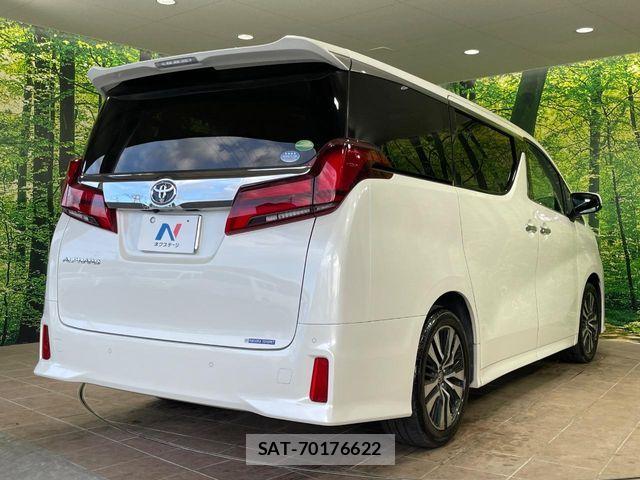 Toyota ALPHARD 2019-11 8364500-17
