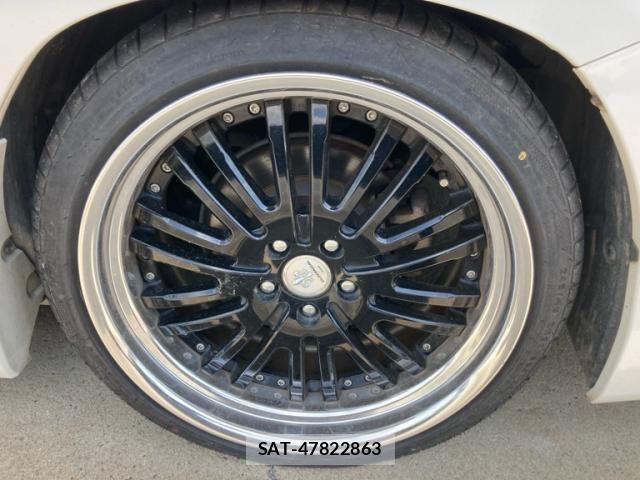 Toyota ALPHARD 2013-10 8364524-11