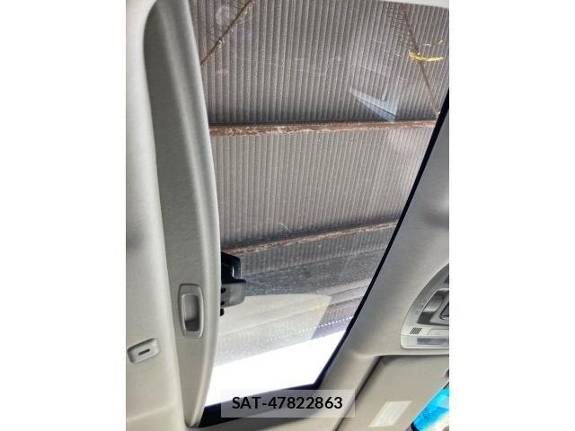Toyota ALPHARD 2013-10 8364524-26