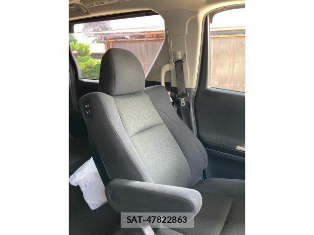 Toyota ALPHARD 2013-10 8364524-27