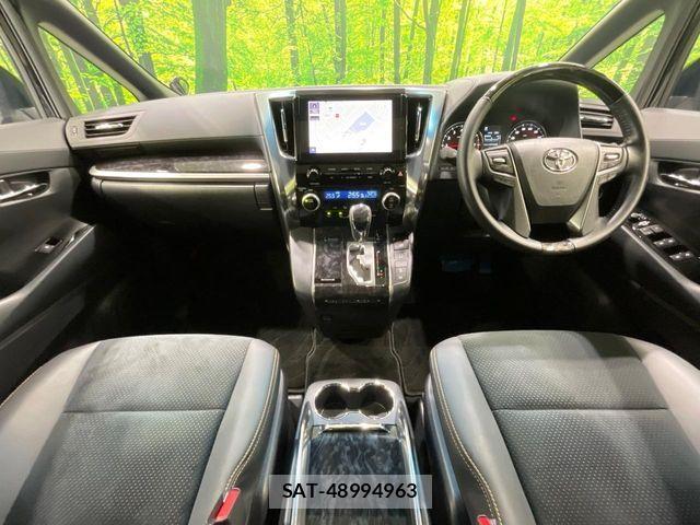 Toyota ALPHARD 2021-04 8364502-3