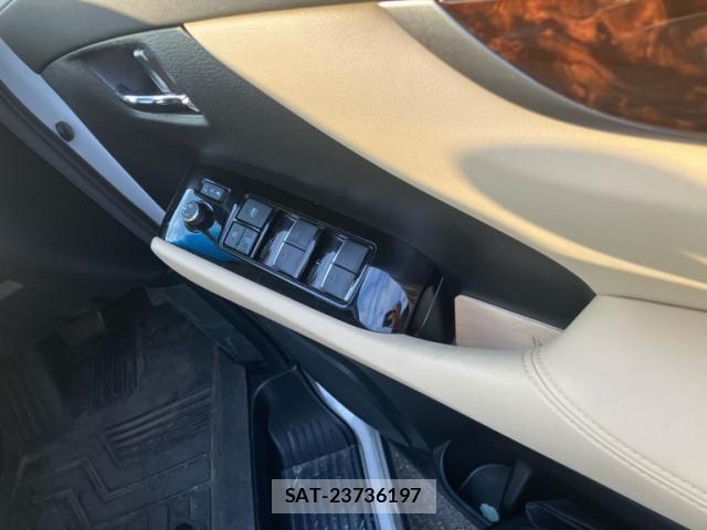 Toyota ALPHARD 2022-01 8364522-12