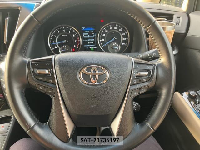 Toyota ALPHARD 2022-01 8364522-17