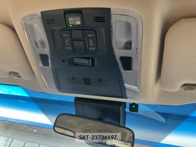 Toyota ALPHARD 2022-01 8364522-21