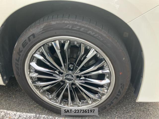 Toyota ALPHARD 2022-01 8364522-3