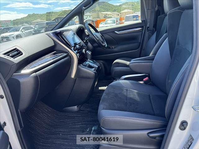 Toyota ALPHARD 2020-05 8364518-17