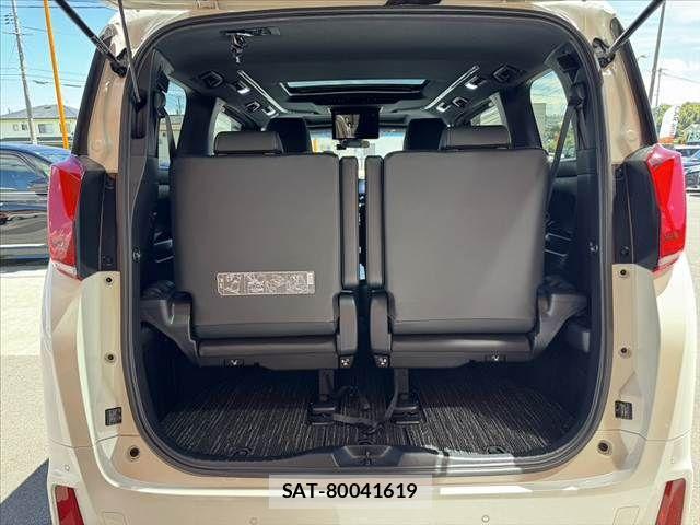 Toyota ALPHARD 2020-05 8364518-19
