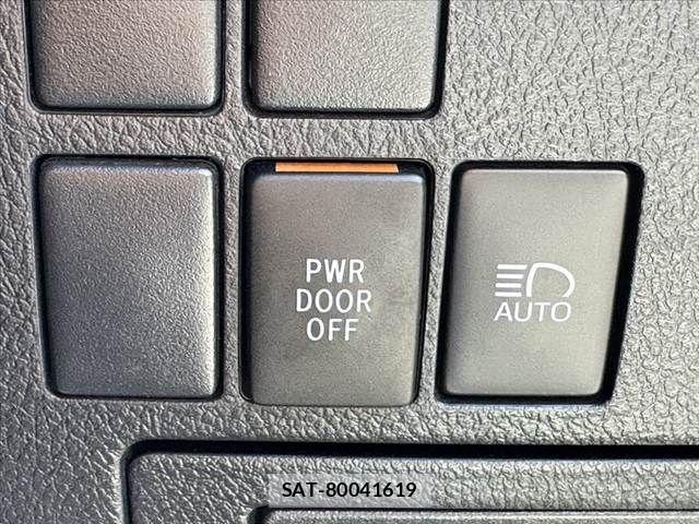 Toyota ALPHARD 2020-05 8364518-28
