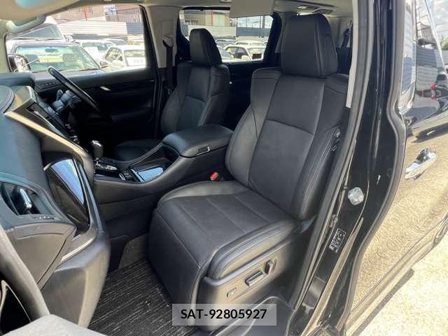 Toyota ALPHARD 2020-03 8364510-9