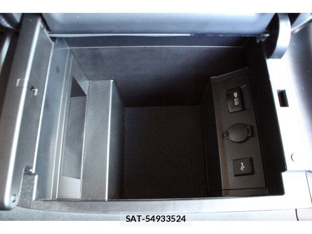 Toyota ALPHARD 2022-05 8364494-23
