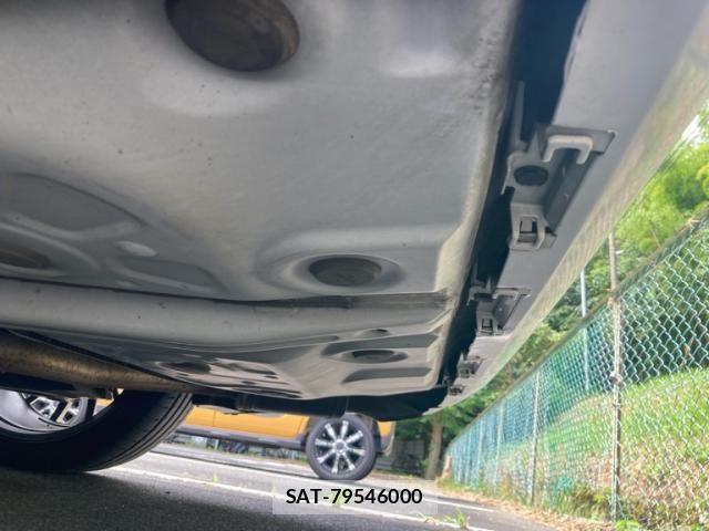 Toyota ALPHARD 2015-09 8364523-10