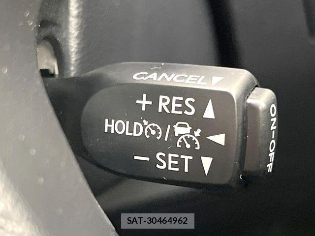 Toyota ALPHARD 2020-03 8364512-6