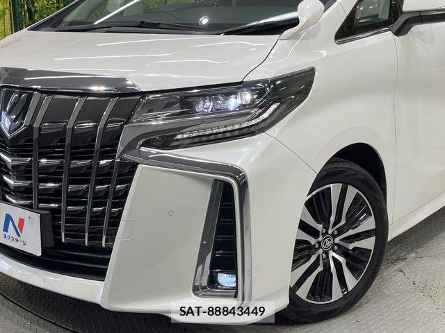 Toyota ALPHARD 2019-06 8364505-12