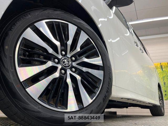 Toyota ALPHARD 2019-06 8364505-13