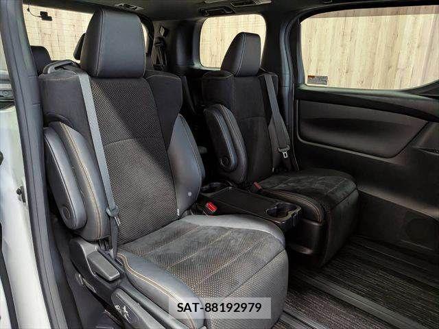 Toyota ALPHARD 2021-03 8364513-11