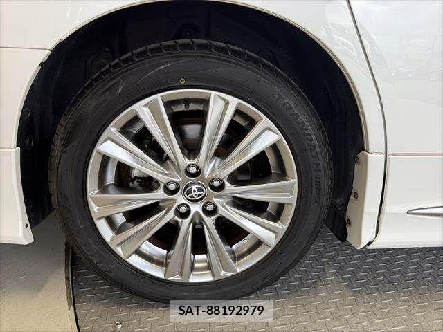 Toyota ALPHARD 2021-03 8364513-17