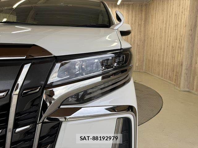 Toyota ALPHARD 2021-03 8364513-25