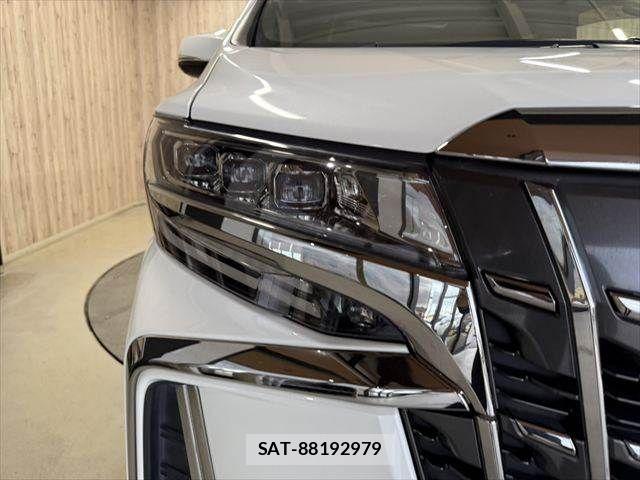 Toyota ALPHARD 2021-03 8364513-26