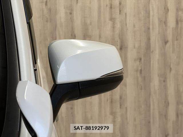 Toyota ALPHARD 2021-03 8364513-29