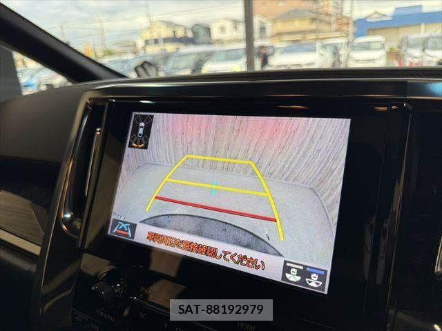 Toyota ALPHARD 2021-03 8364513-6