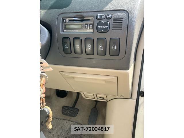Toyota ALPHARD 2005-06 8364530-24