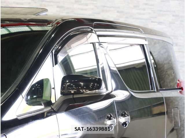 Toyota ALPHARD 2018-04 8364515-13
