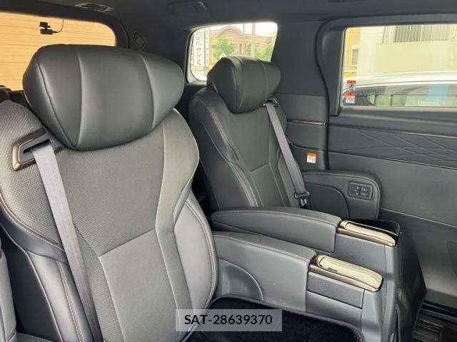 Toyota ALPHARD 2024-08 8364489-9